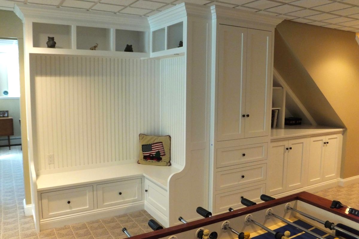 Gameroom Bench Angled View.jpg