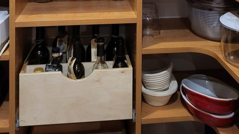 Holderness_NH_Pantry_Details.jpg