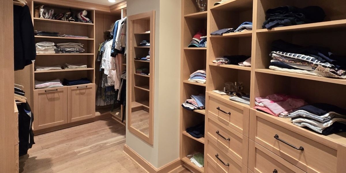 Moultonborough Neck Custom Closet.jpg